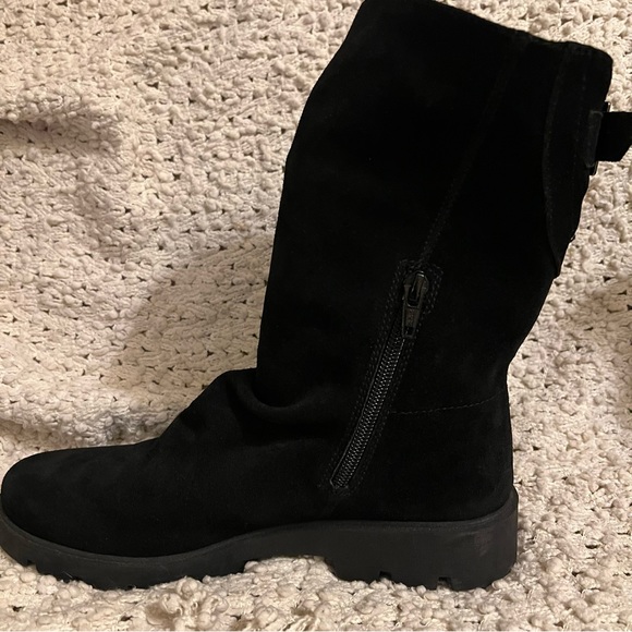 The Flexx brand Moving Up waterproof suede boot. Black - Picture 2 of 5